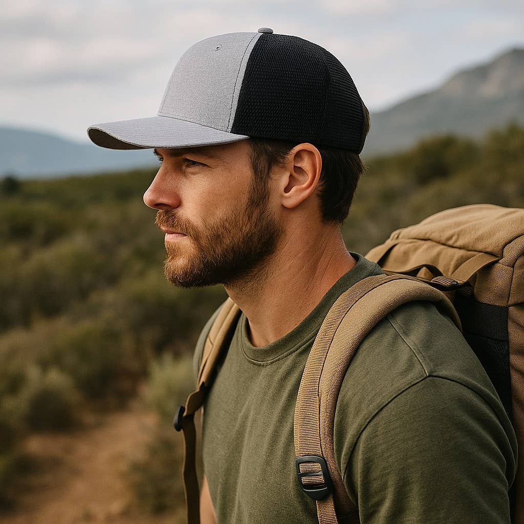 Mountains Trees Trucker Hat - Mesh Back Snapback Cap: Heather Grey on Black