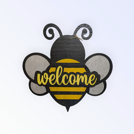 14.5" x 15" Bee Welcome Sign