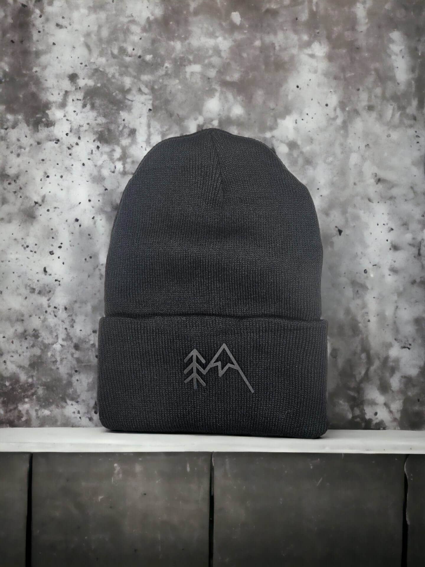 Mountain Beanie With Tree Mountain Patch: Grey